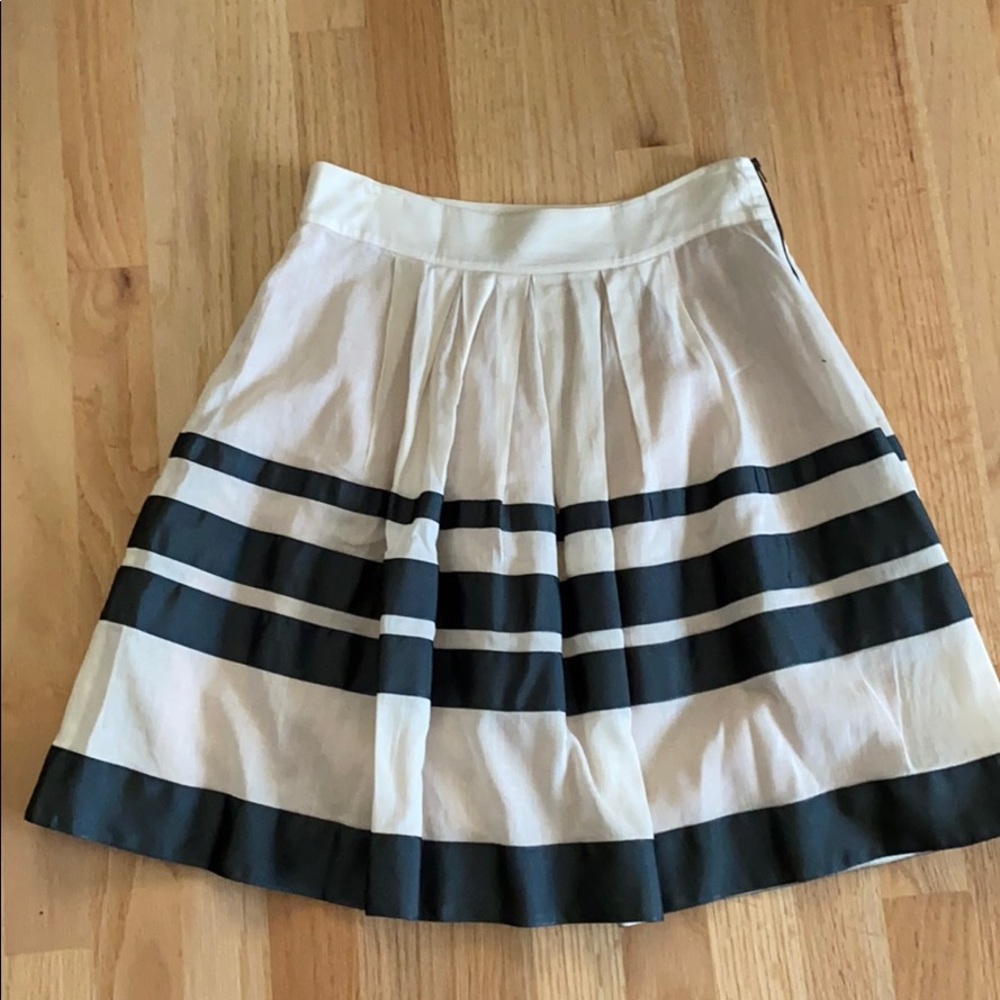 Mid skirt
